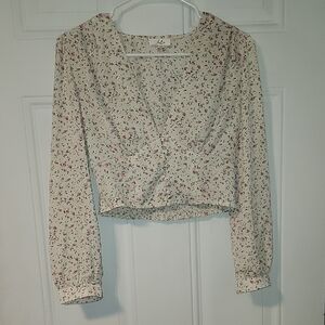 Lulu's Cream Floral Long Sleeve Blouse. Medium
